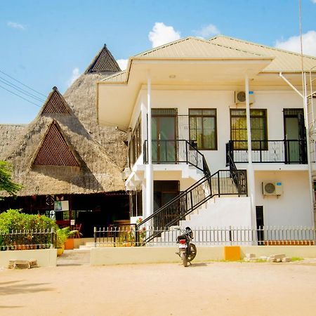 Flamingo Hotel Kinyerezi Daressalam Exterior foto