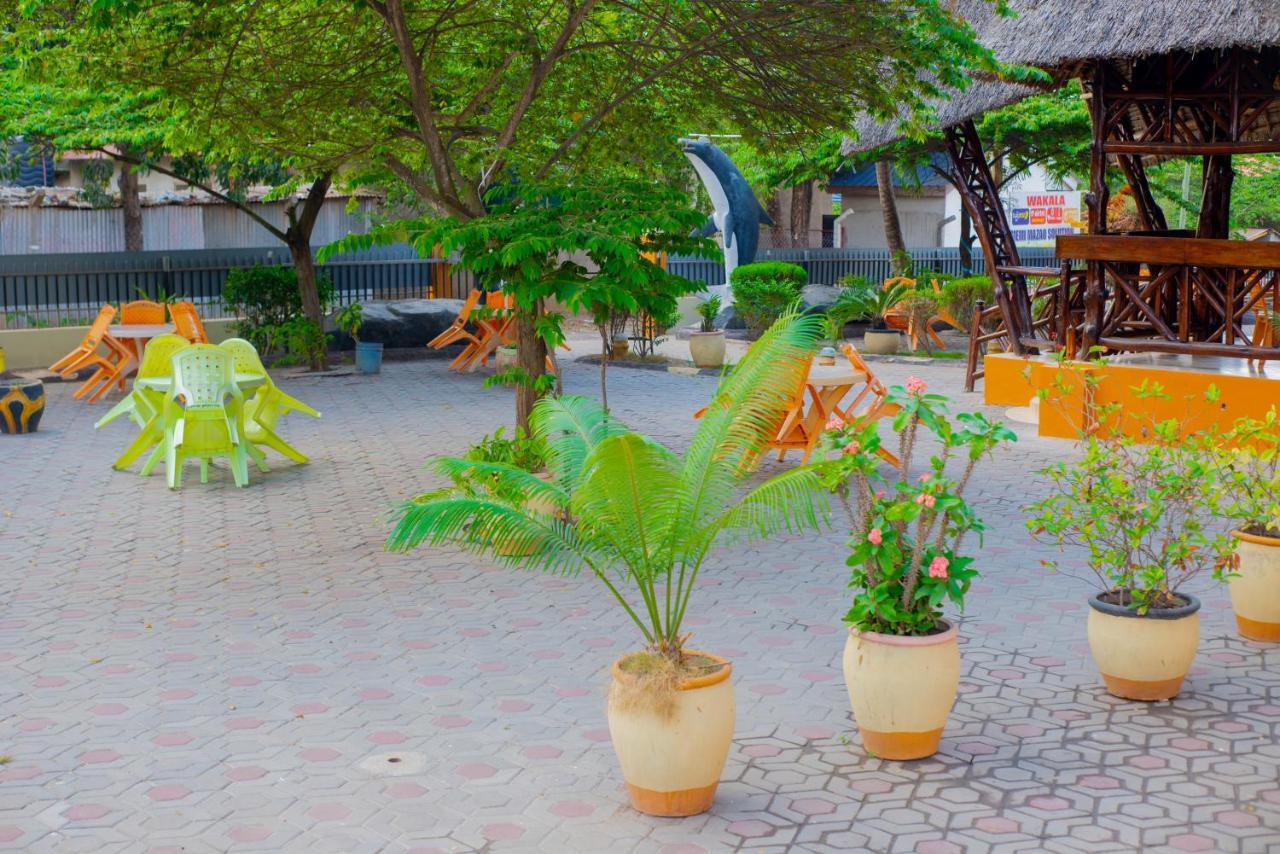 Flamingo Hotel Kinyerezi Daressalam Exterior foto